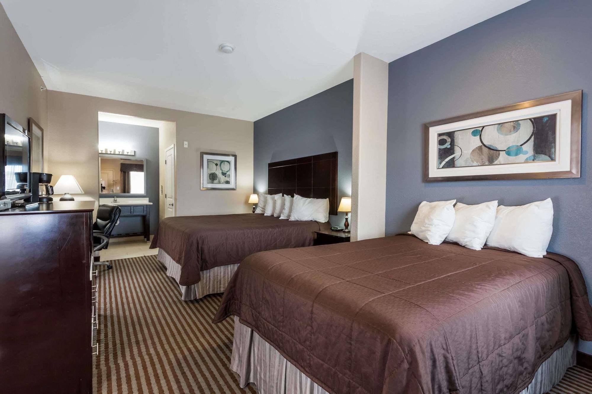 Atria Inn & Suites Three Rivers Exterior photo